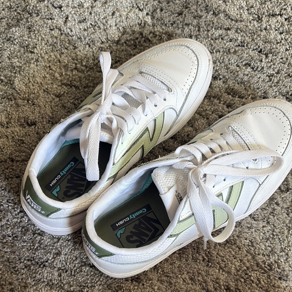 Vans White and Light Green Casual Shoes